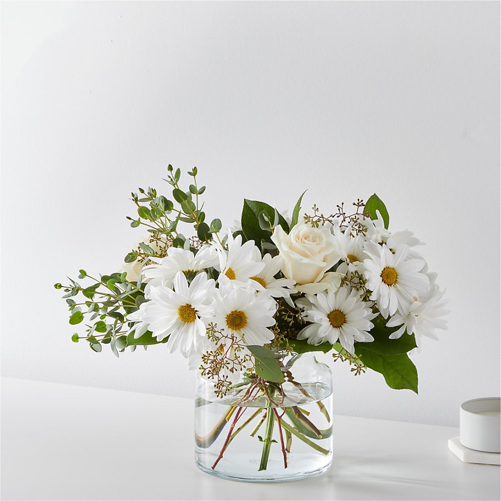 Fresh Linen Bouquet – NITA'S FLOWERS & GIFTS, Marlow OK