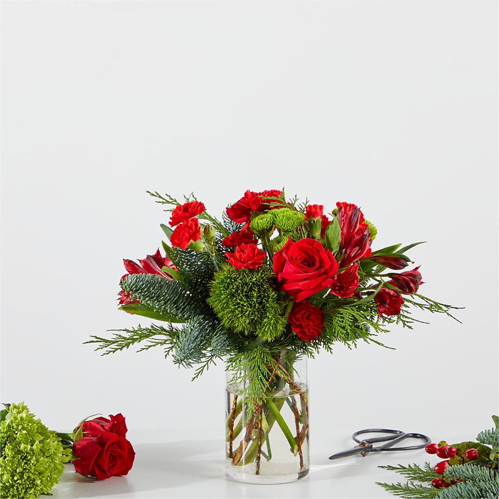 Merry Moment Bouquet – A Florist Original – NITA'S FLOWERS & GIFTS, Marlow OK