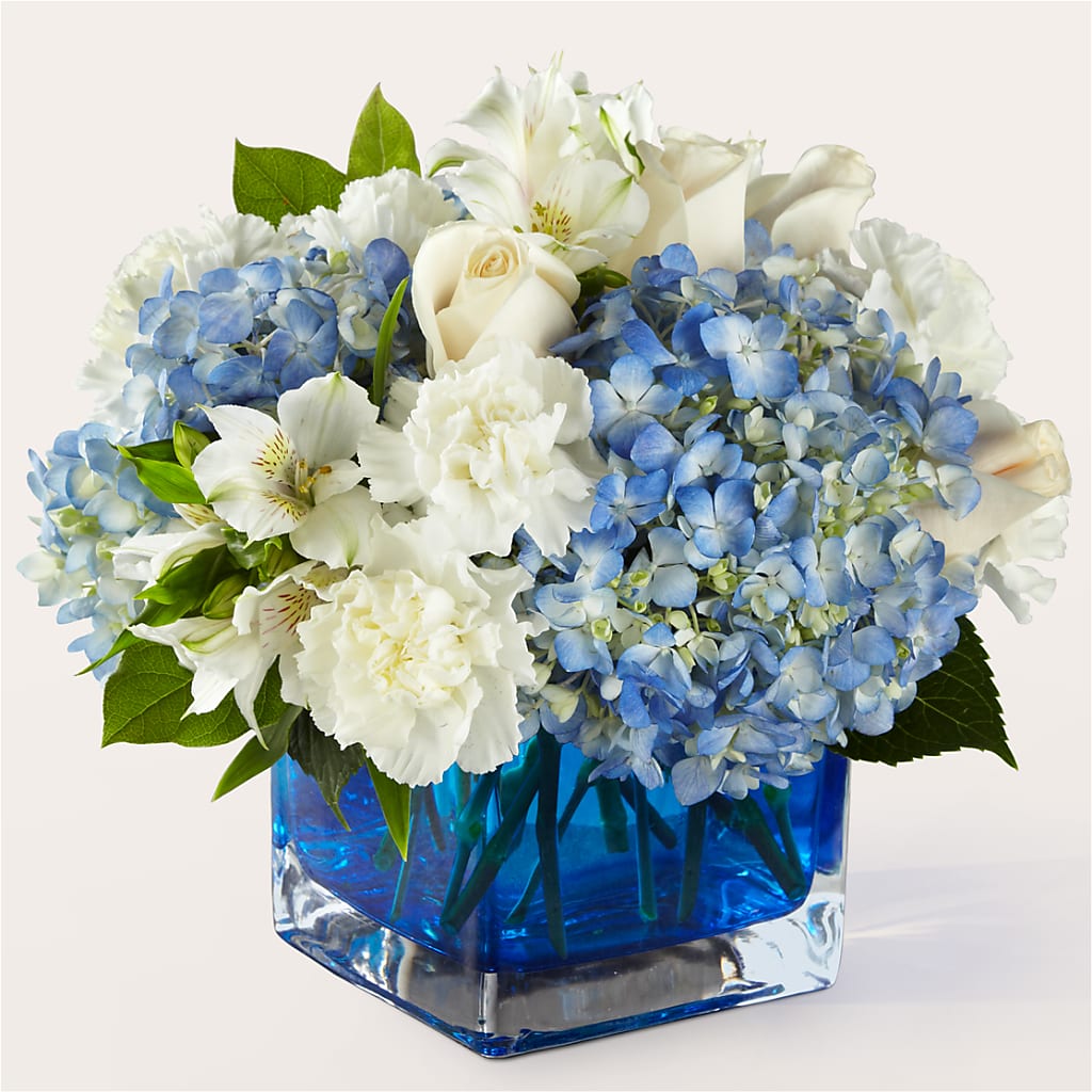 Soothing Waters Bouquet – NITA'S FLOWERS & GIFTS, Marlow OK