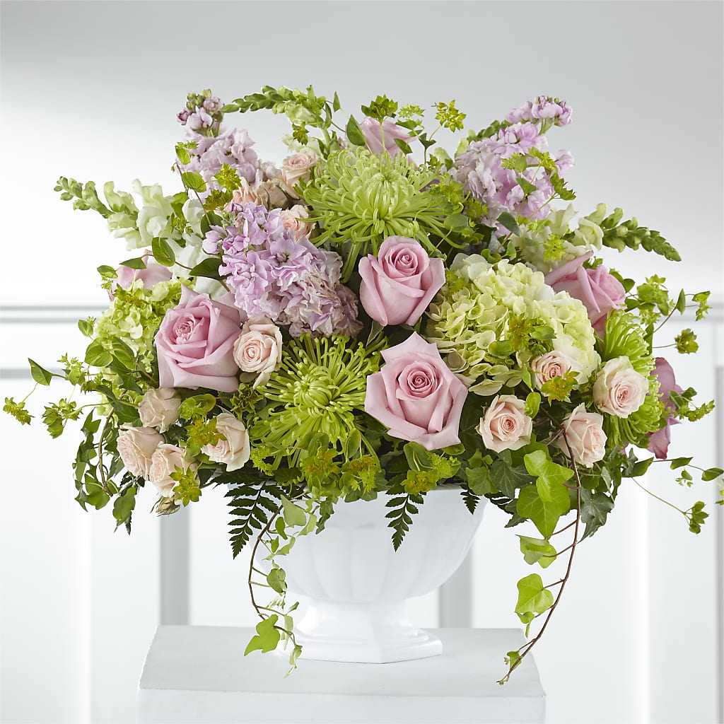 Radiant Embrace Arrangement – NITA'S FLOWERS & GIFTS, Marlow OK