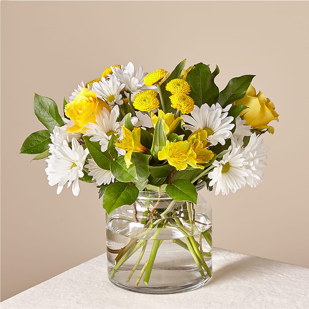 Sunny Sentiments Bouquet – NITA'S FLOWERS & GIFTS, Marlow OK