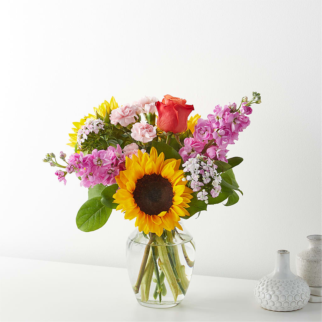 Yellow Brick Road Bouquet – NITA'S FLOWERS & GIFTS, Marlow OK