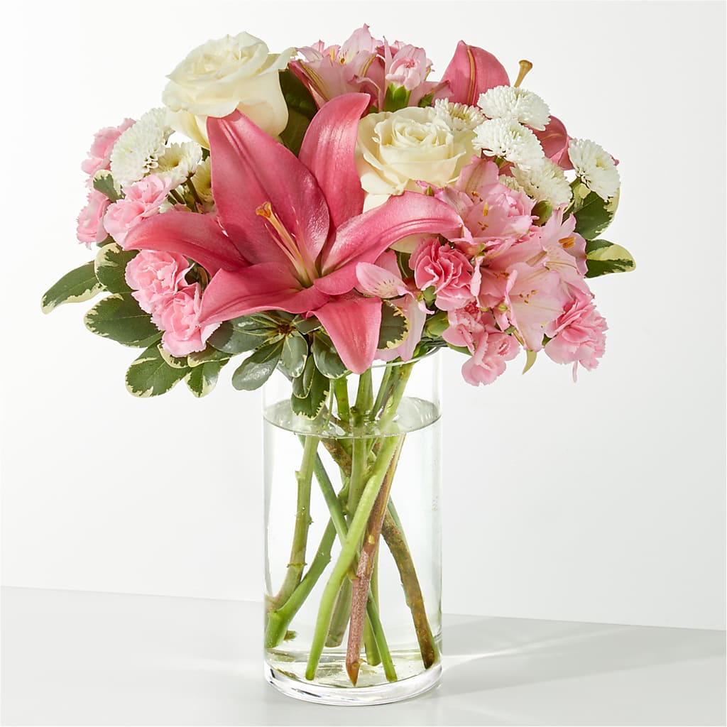 Piece of Cake Bouquet – NITA'S FLOWERS & GIFTS, Marlow OK