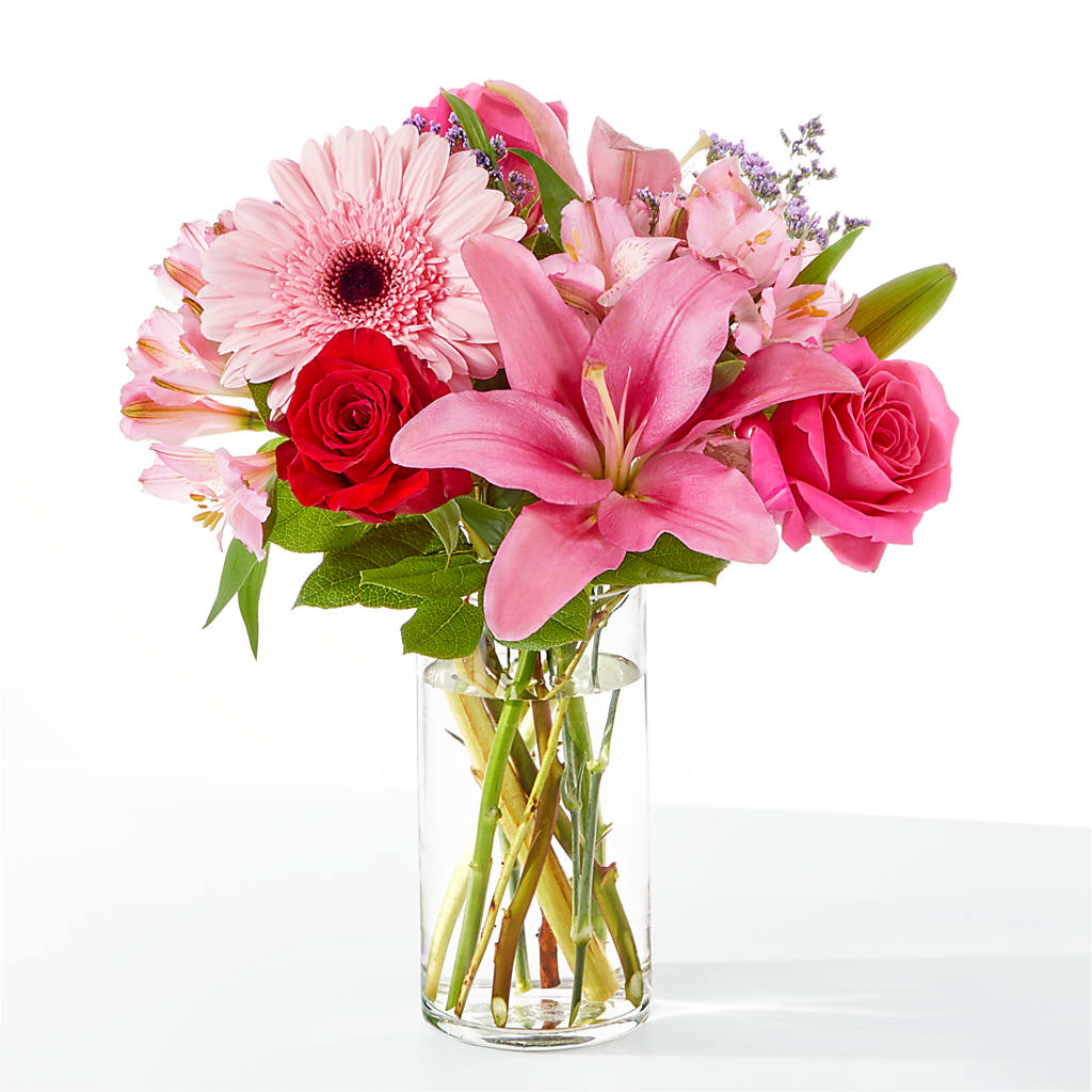 Lots of Love Bouquet – NITA'S FLOWERS & GIFTS, Marlow OK