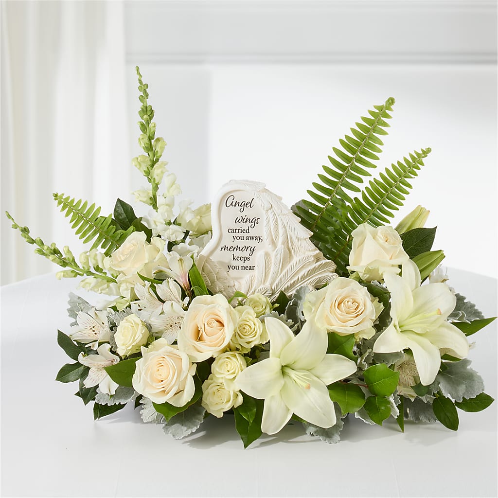 Holding You Close Arrangement – NITA'S FLOWERS & GIFTS, Marlow OK