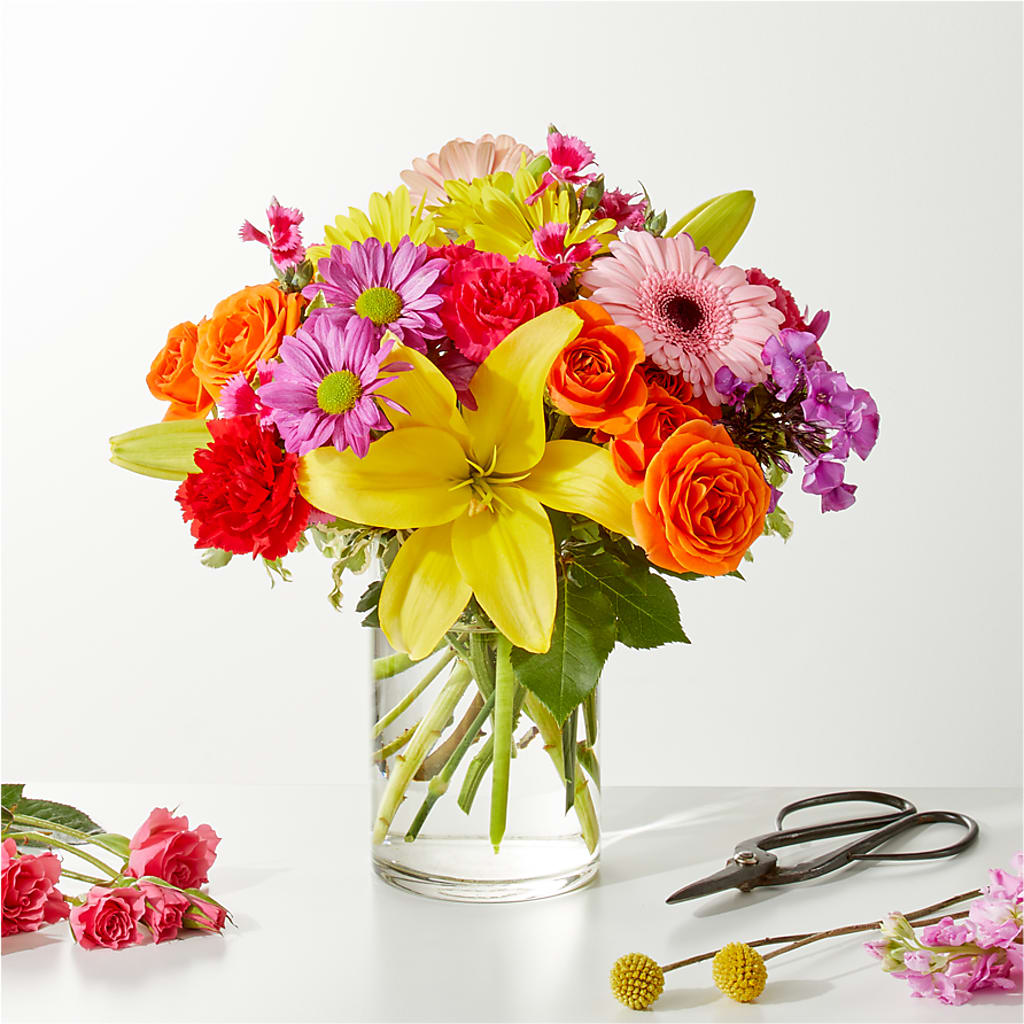 Cue the Confetti - A Florist Original – NITA'S FLOWERS & GIFTS, Marlow OK