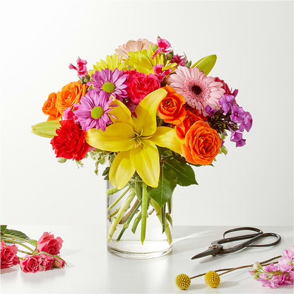 Cue the Confetti - A Florist Original – NITA'S FLOWERS & GIFTS, Marlow OK
