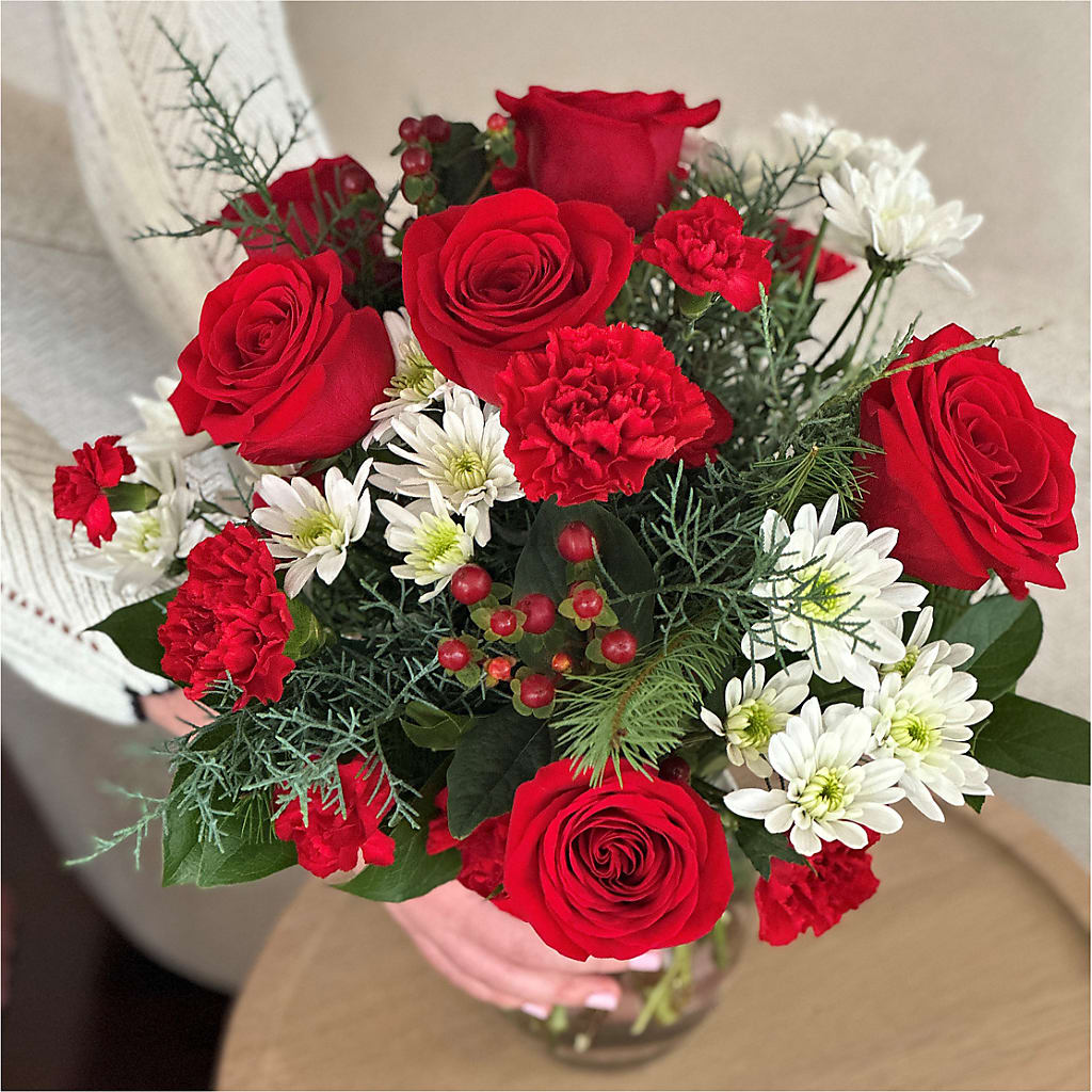 Seasonal Magic Bouquet – NITA'S FLOWERS & GIFTS, Marlow OK