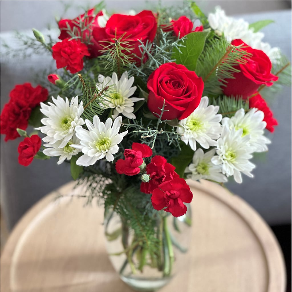 Seasonal Magic Bouquet – NITA'S FLOWERS & GIFTS, Marlow OK