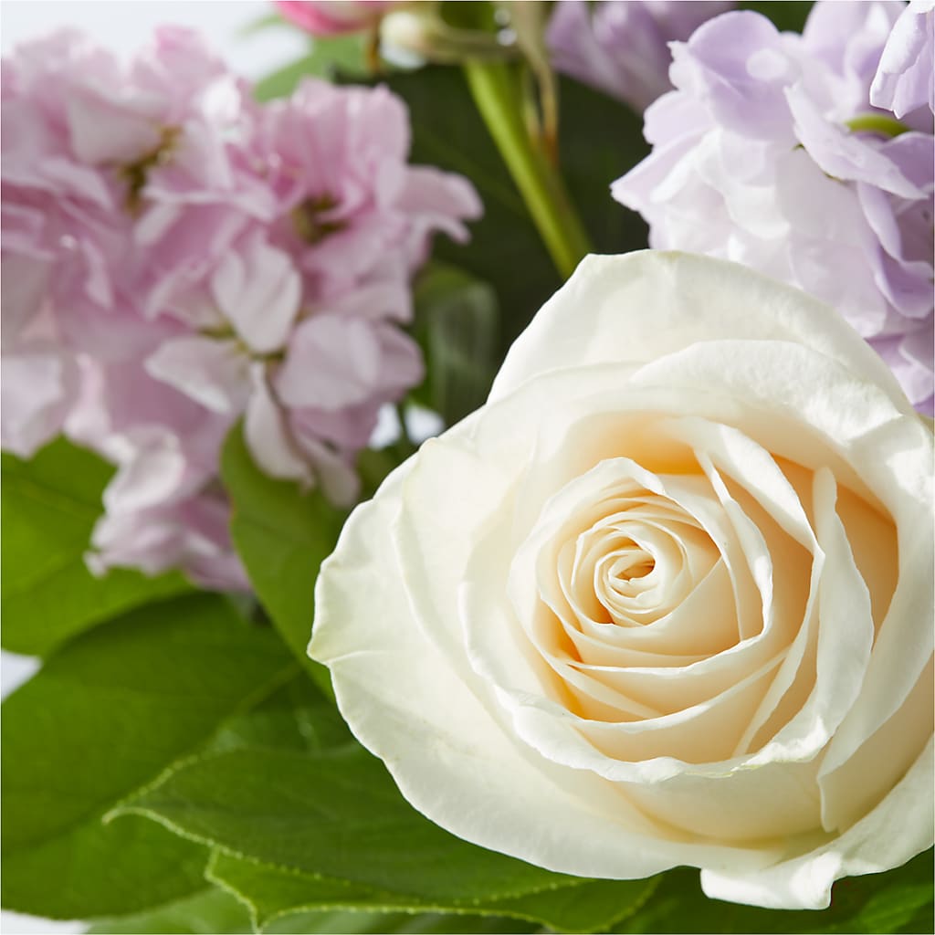 Springtime Spritz Bouquet – NITA'S FLOWERS & GIFTS, Marlow OK