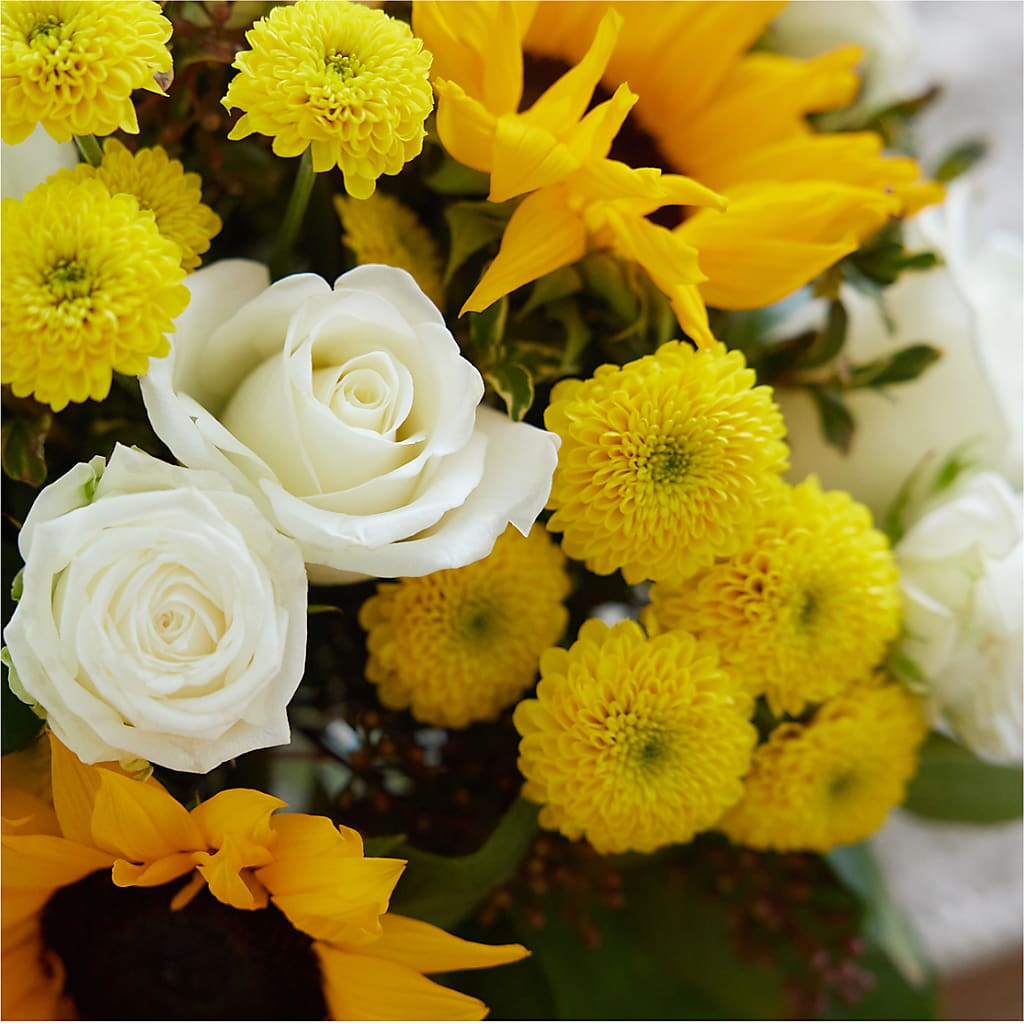 Luminous Morning Bouquet – NITA'S FLOWERS & GIFTS, Marlow OK