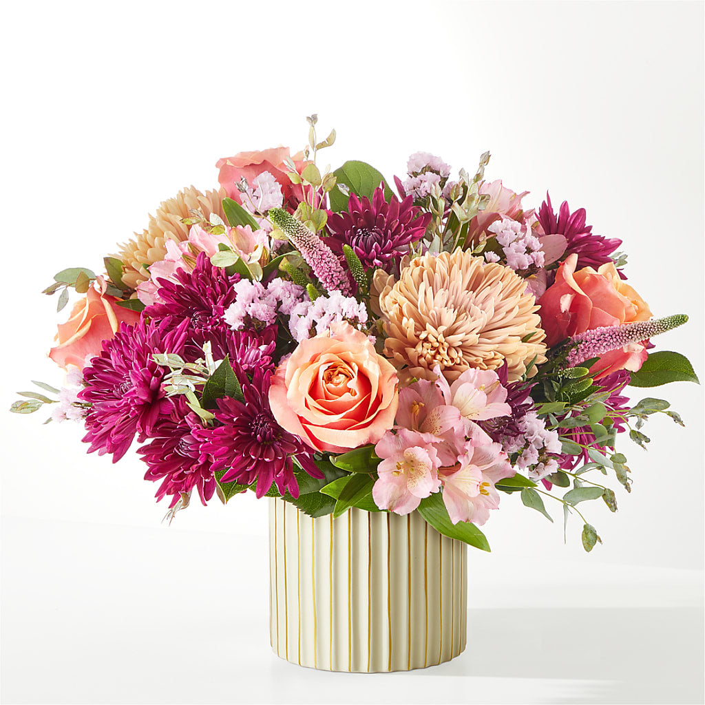 Berry Cobbler Bouquet with Ivory Vase – NITA'S FLOWERS & GIFTS, Marlow OK