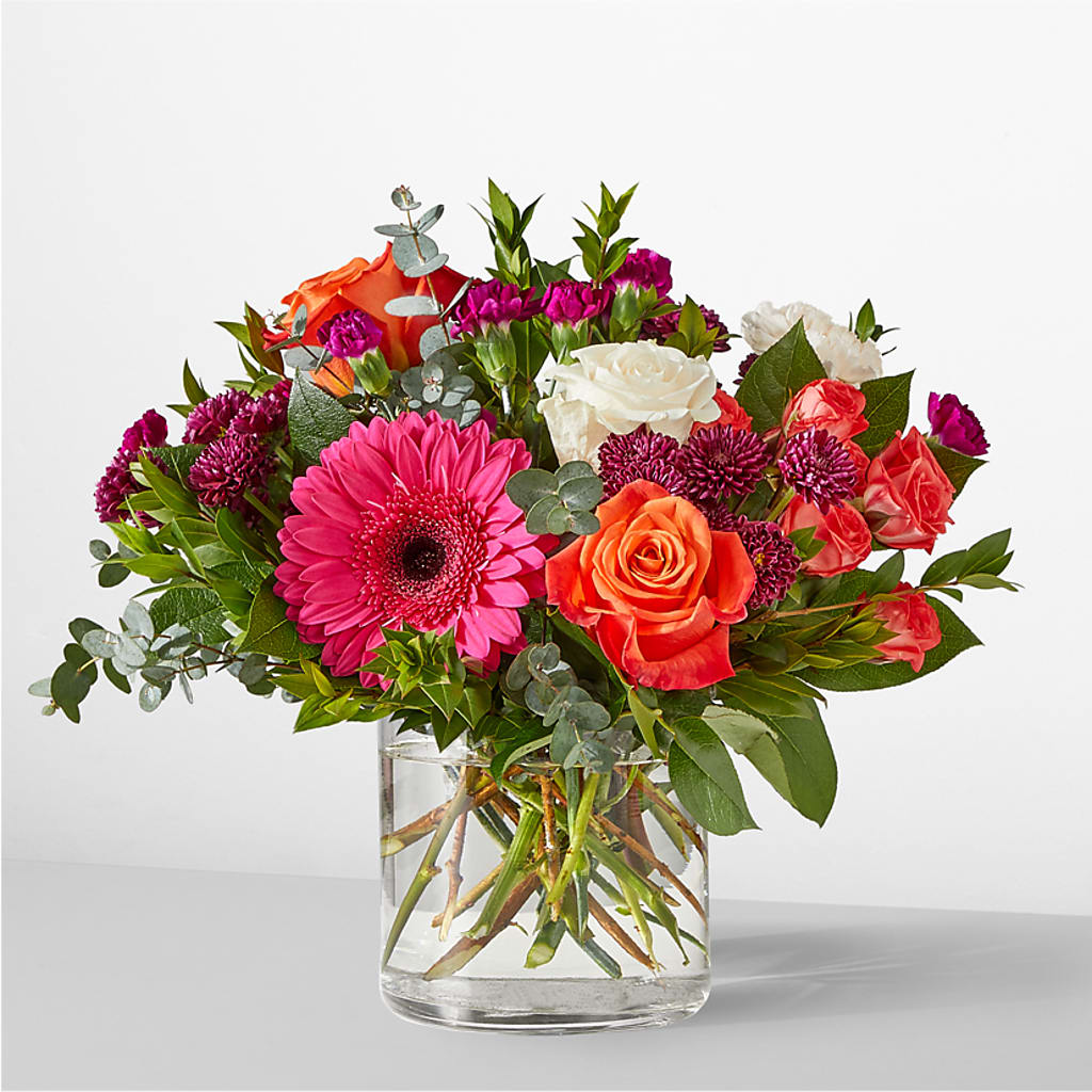 Smell the Roses Bouquet – NITA'S FLOWERS & GIFTS, Marlow OK