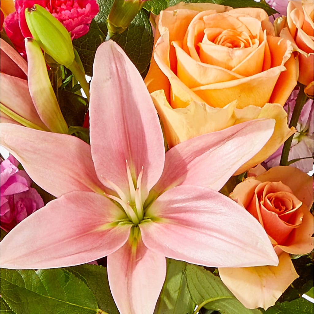 Bisous Bouquet – NITA'S FLOWERS & GIFTS, Marlow OK