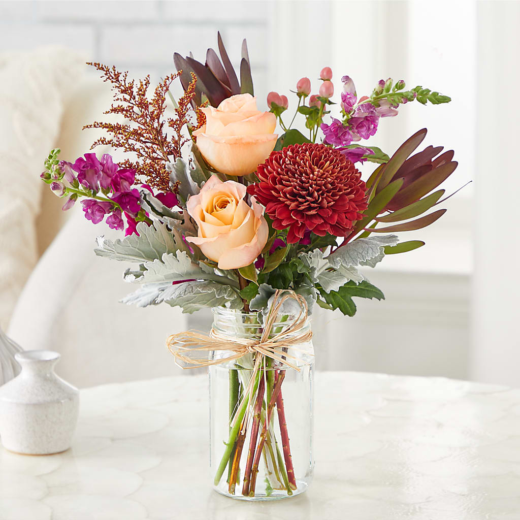 Moody Hues Bouquet – NITA'S FLOWERS & GIFTS, Marlow OK